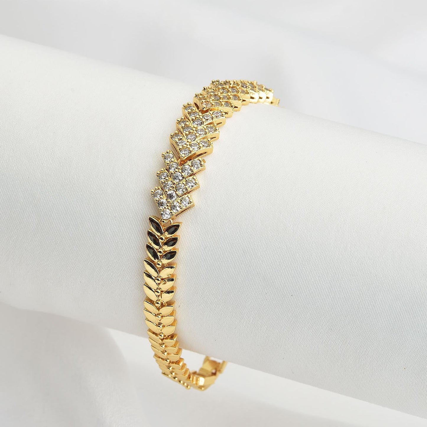 Zee.say Jewellers - BRACELET-0077 - Golden