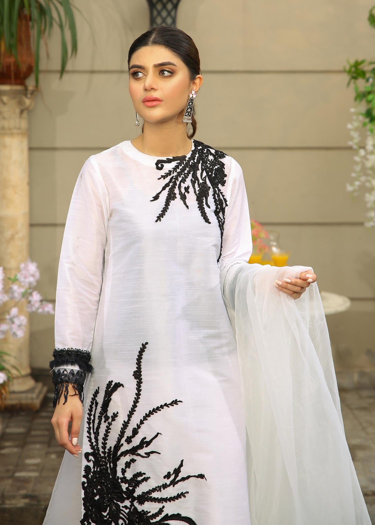 Nilofer Shahid - Moon Stone