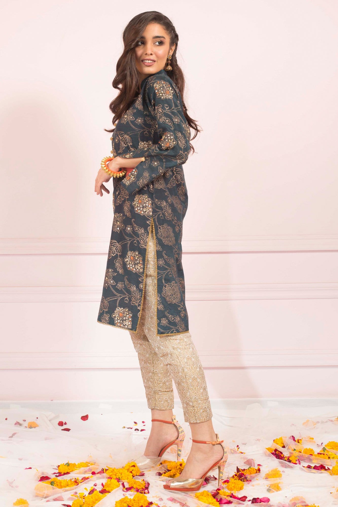 Ronaq (Kurti Only)