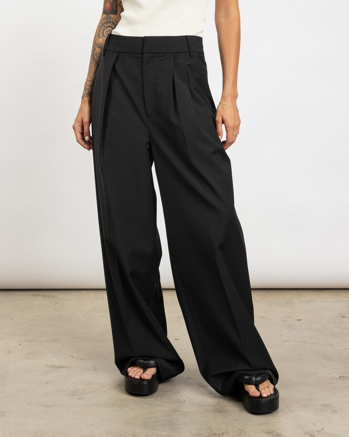 Tropical Wool Stella Pant in Black