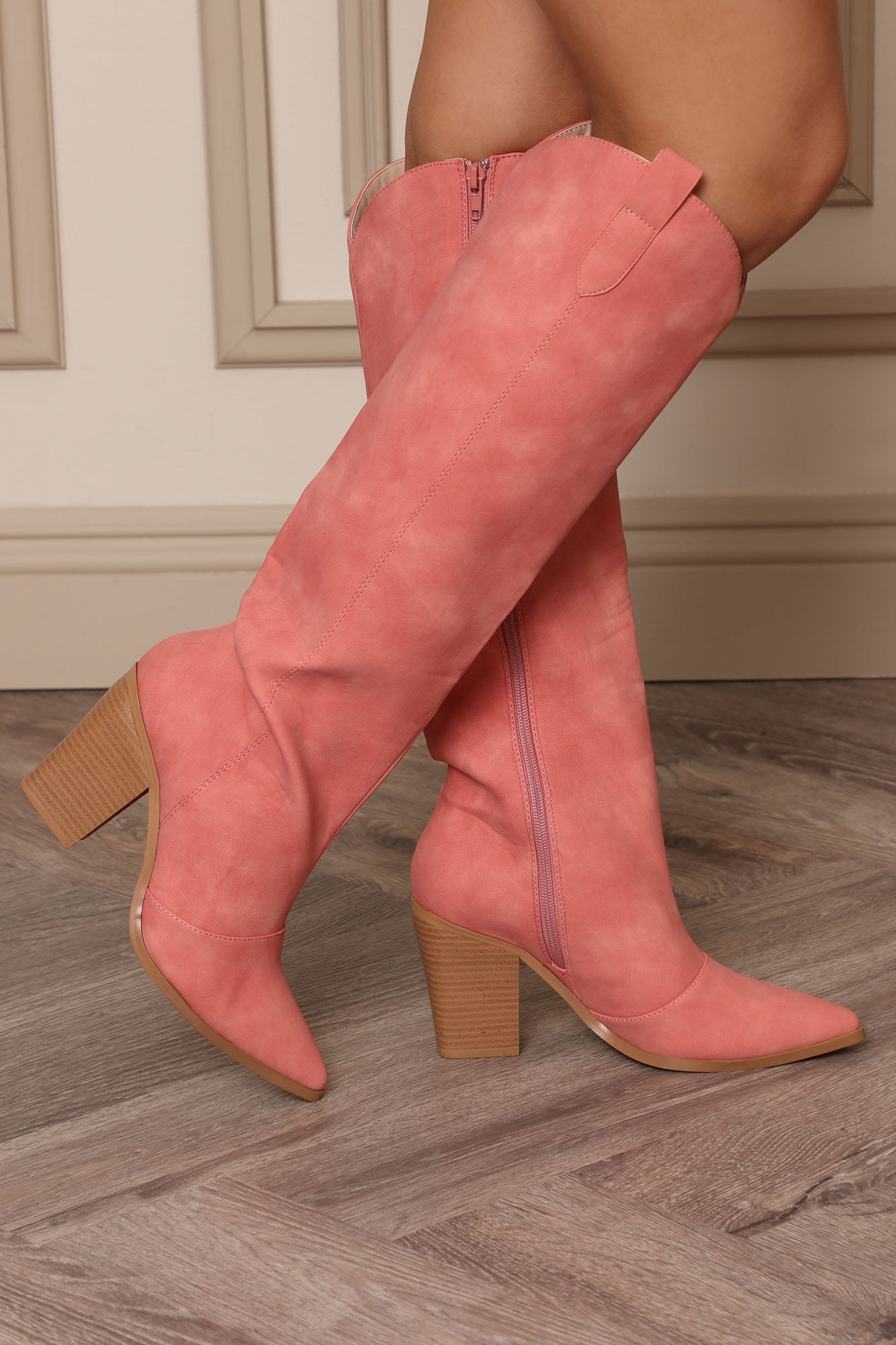 Know The Meaning Cowboy Boots - Pink