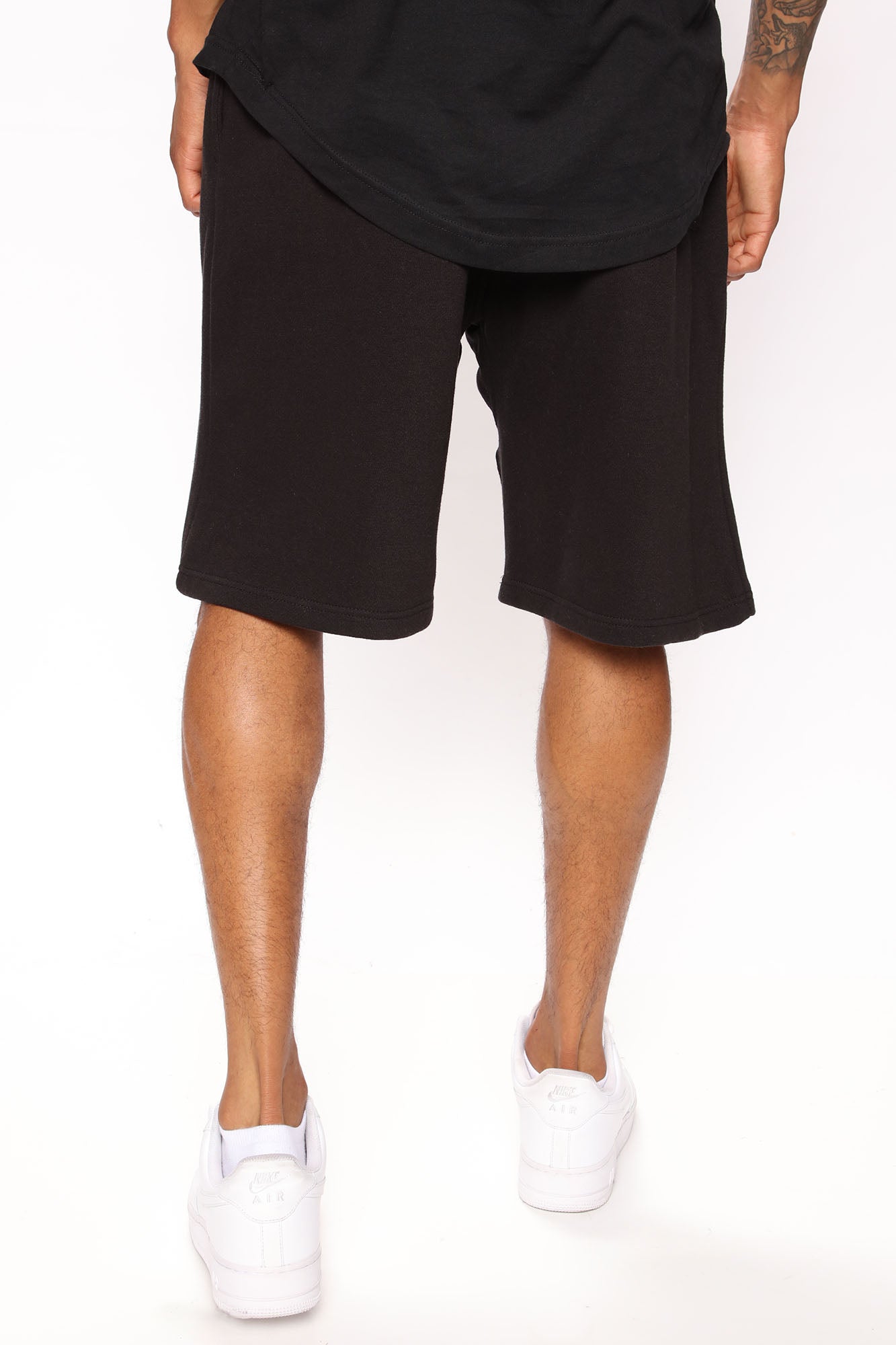 Hustle CA Shorts - Black