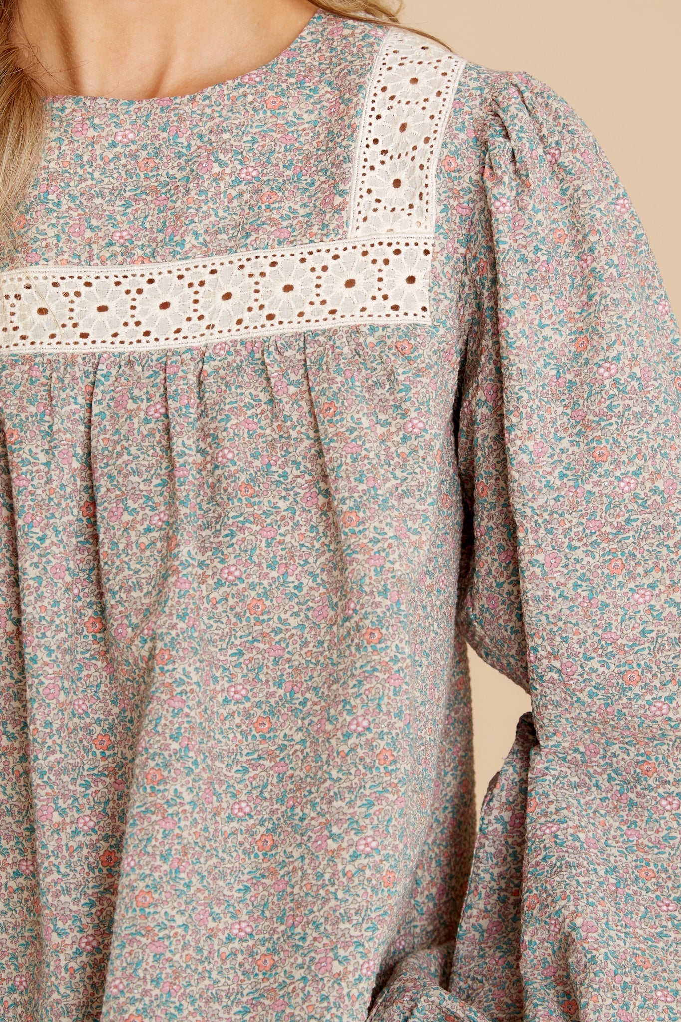 Peaceful Heart Ivory Floral Print Top