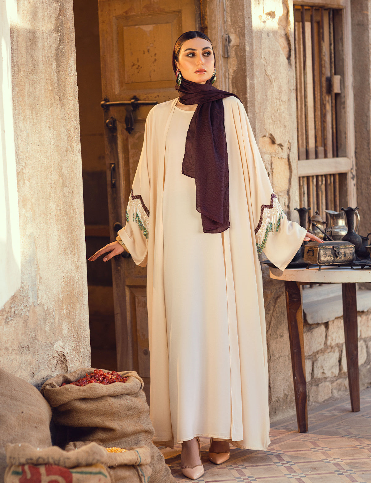 NOOR ABAYA