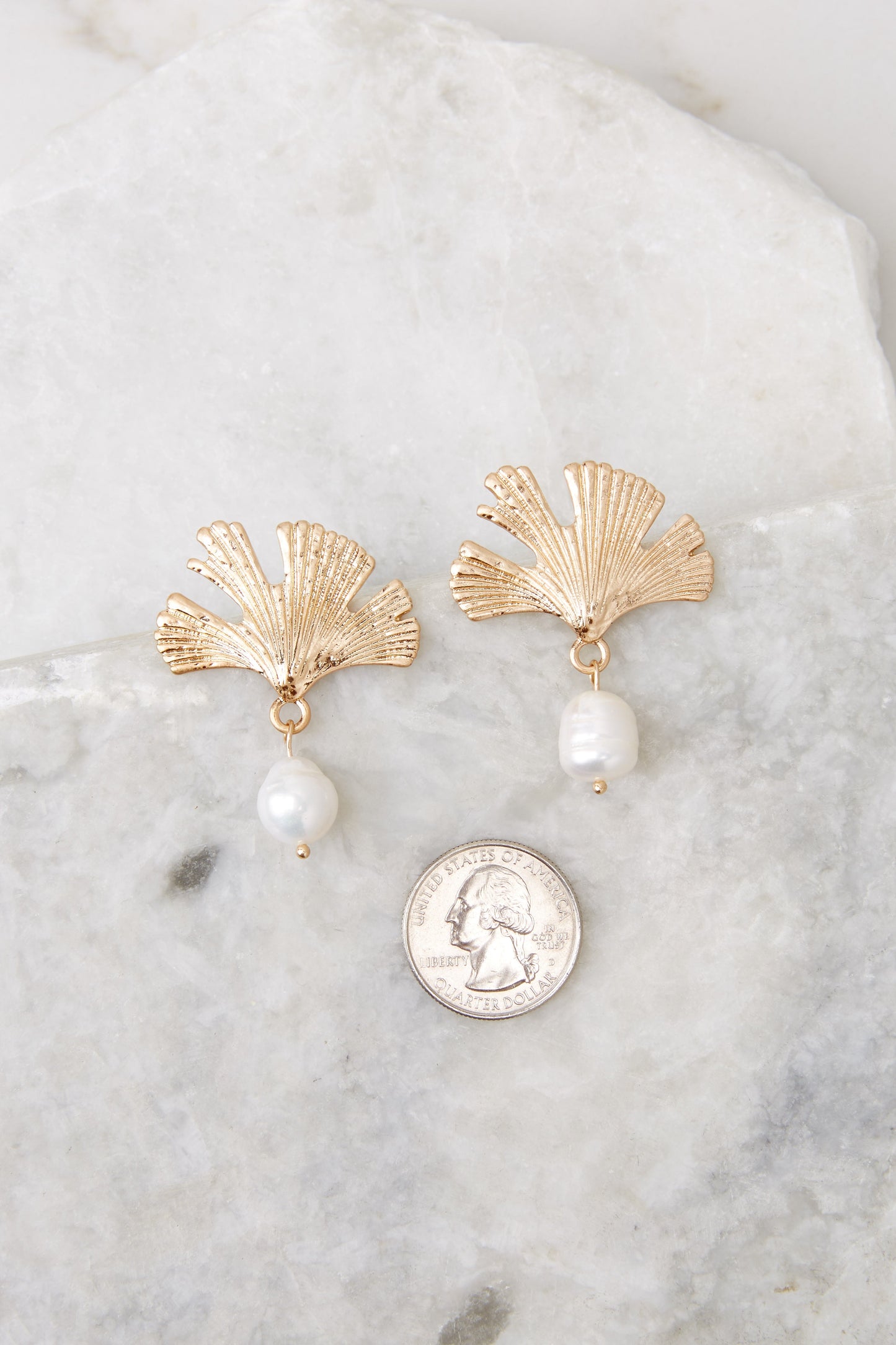 Upscale Beauty Gold Pearl Earrings