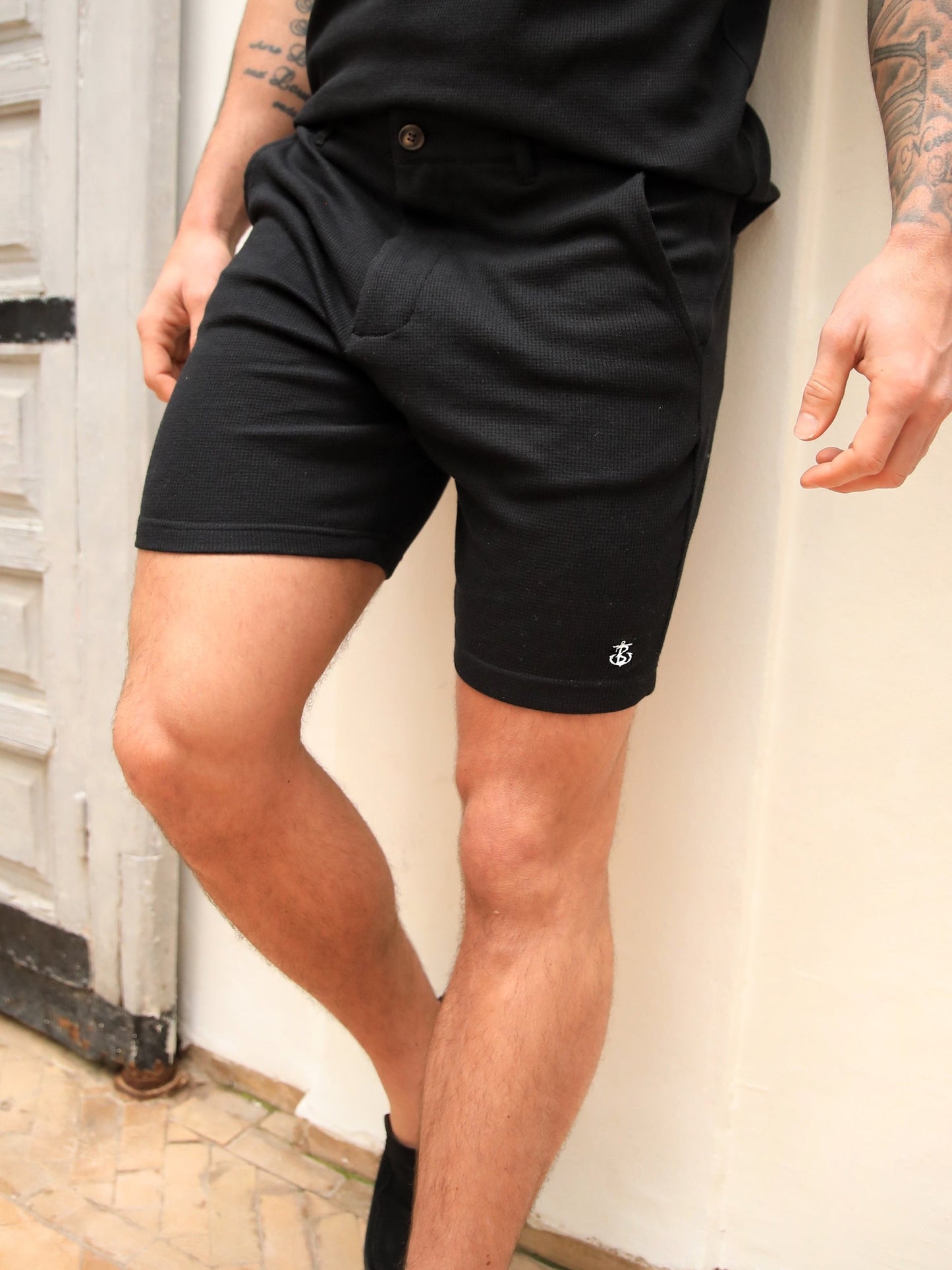 Safi Textured Shorts - Black