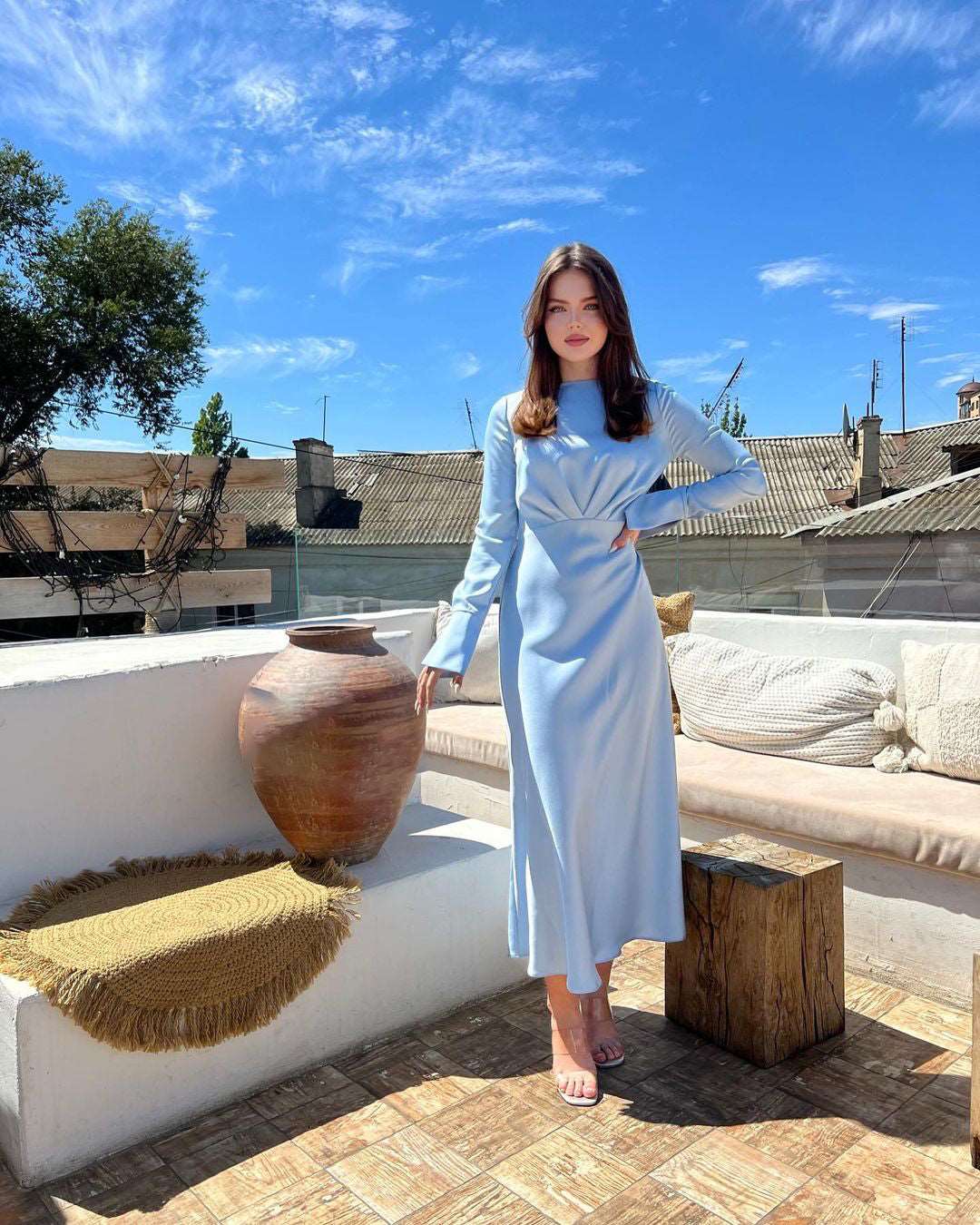 Aura Sky-Blue Tuck-in Elastic Midi Dress