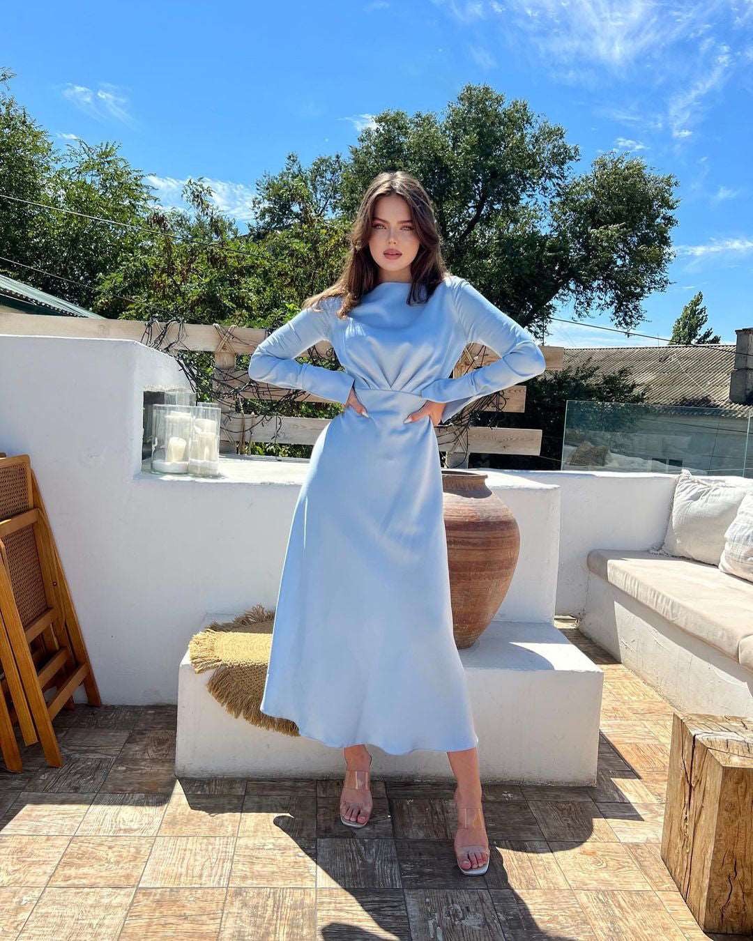 Aura Sky-Blue Tuck-in Elastic Midi Dress