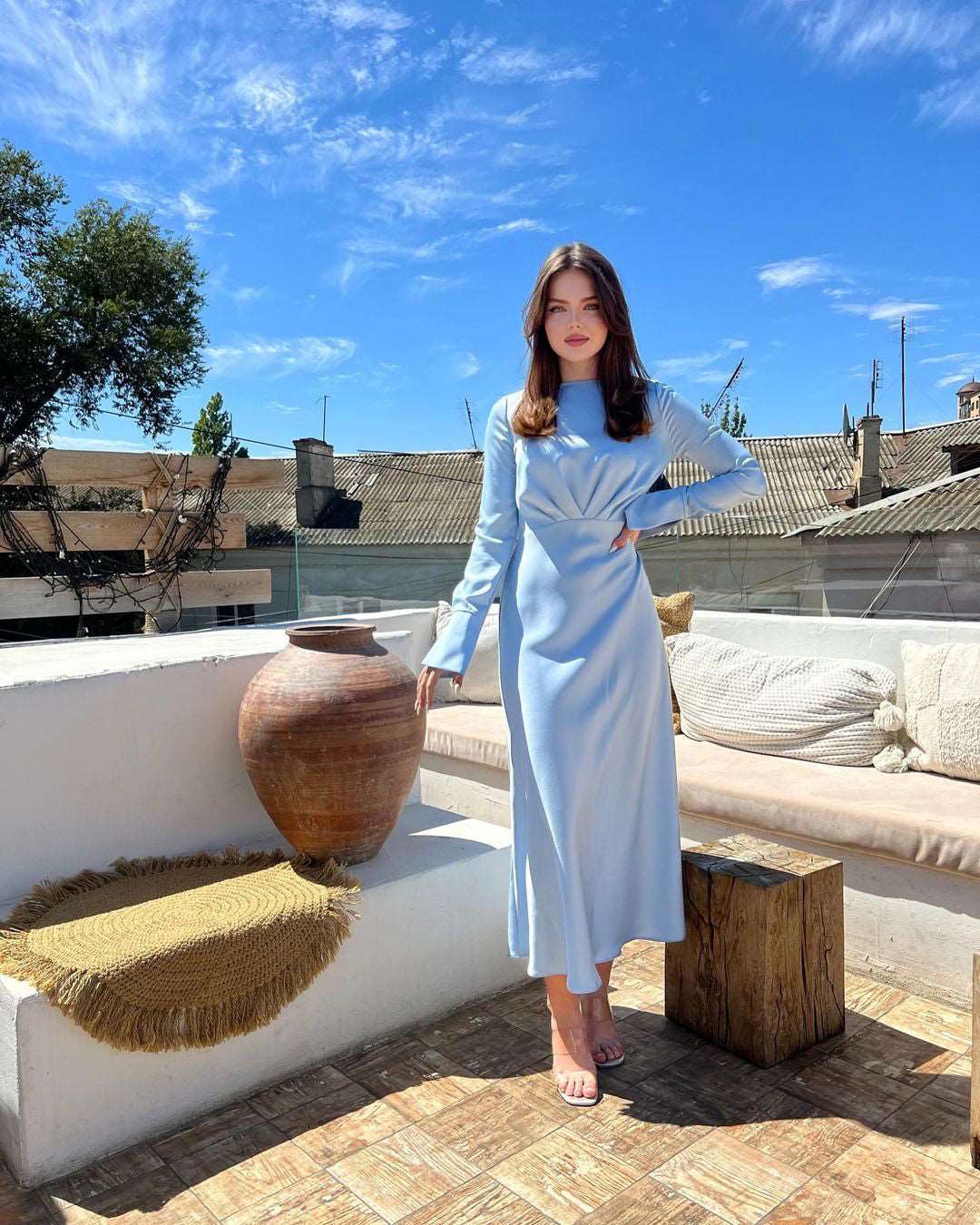 Aura Sky-Blue Tuck-in Elastic Midi Dress