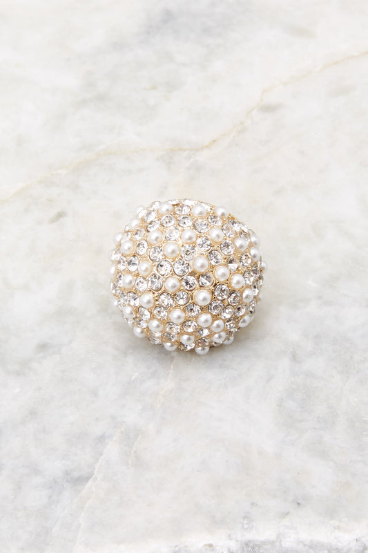 Cross Your Fingers Gold Pearl Ring