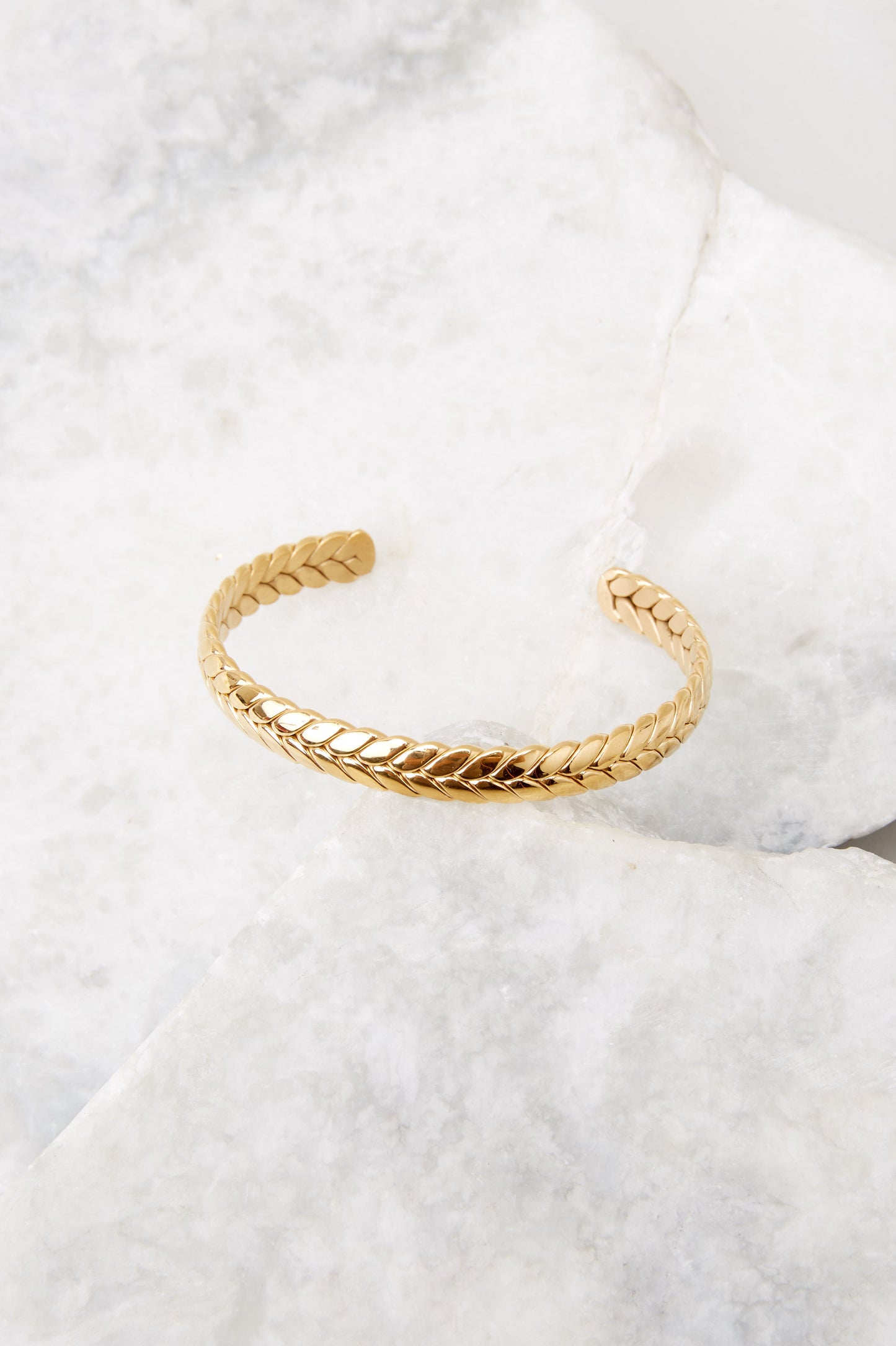 Lina Gold Chain Cuff