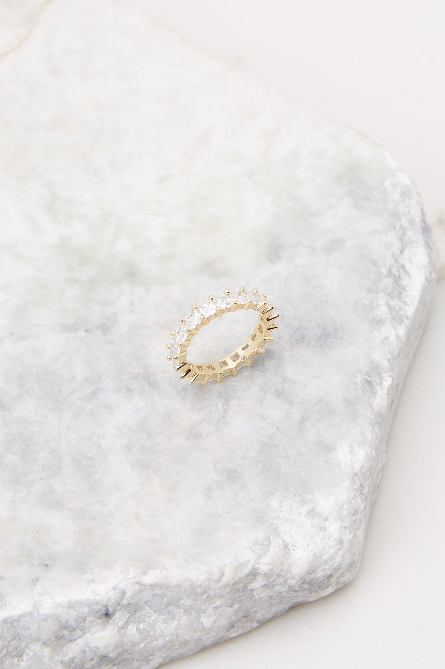 Radiant Gold Cut Band