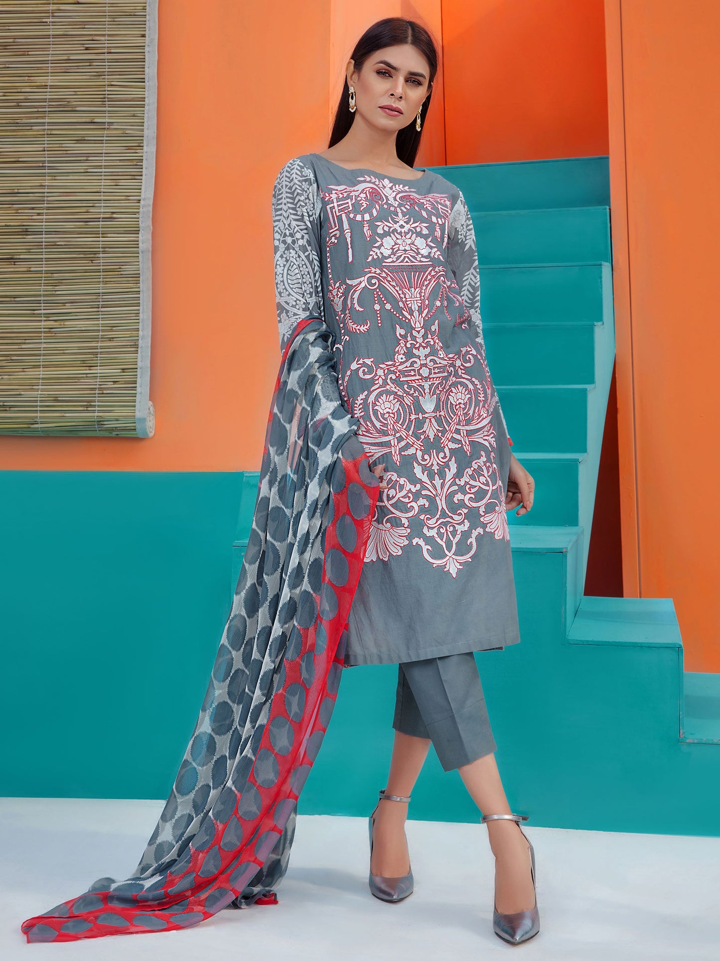 2 Piece Embroidered Lawn Suit