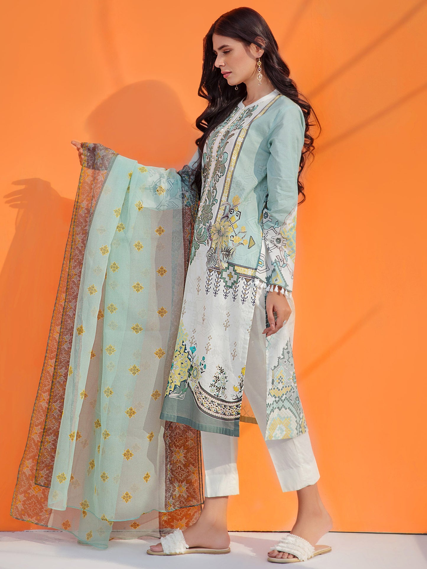 2 Piece Embroidered Lawn Suit