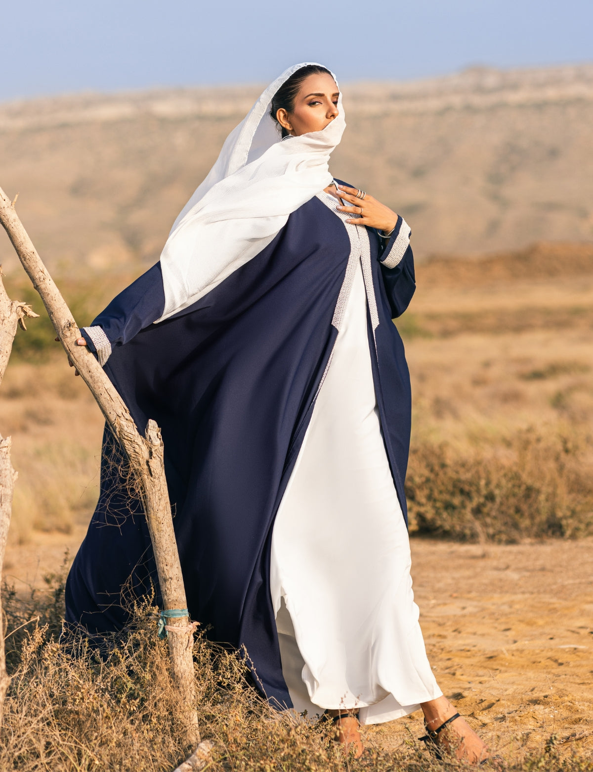 STARRY-NIGHT IN THE MOUNTAINS ABAYA