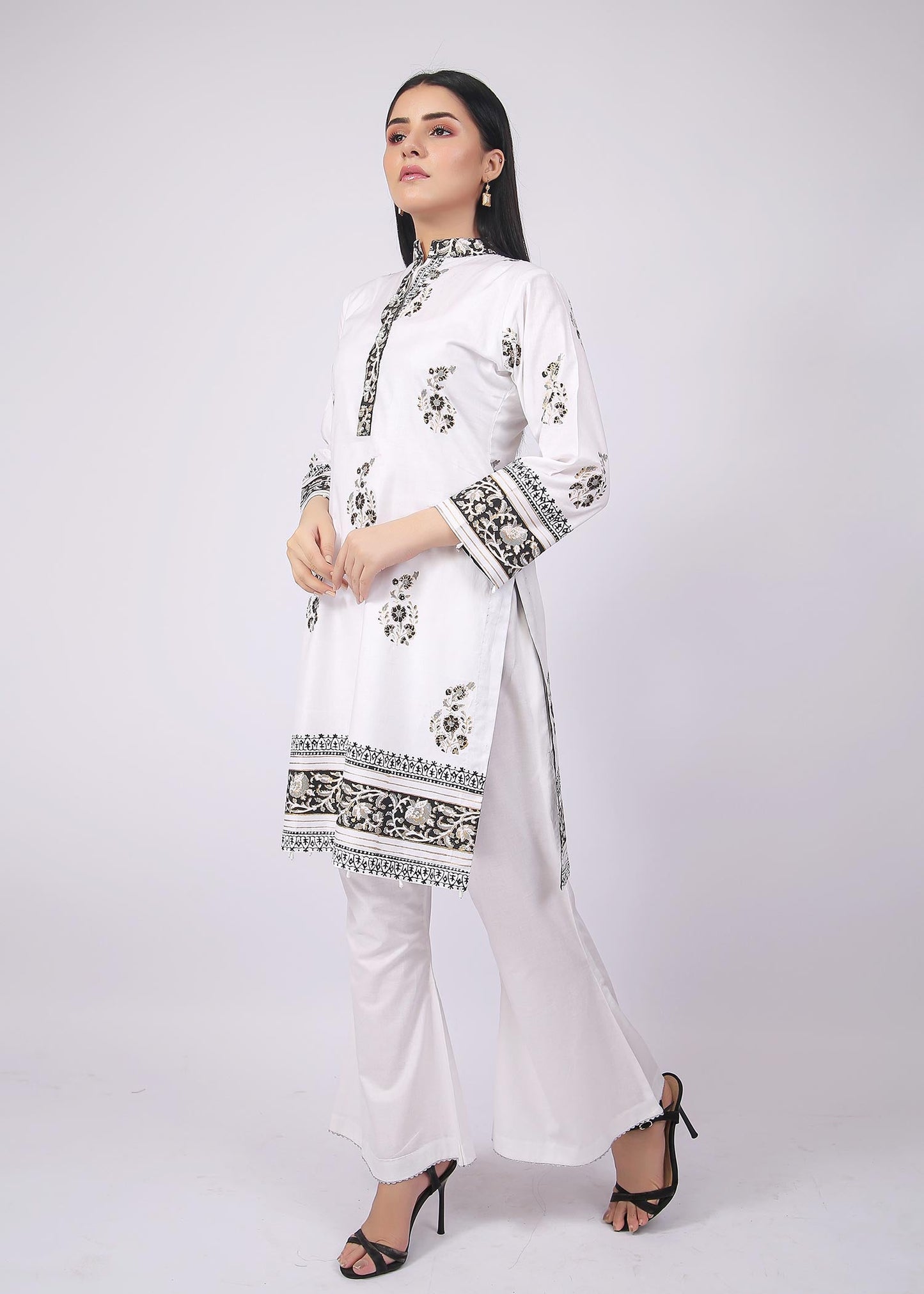 FashionPorters - Unstitched 3 Piece Block Printed Cotton Lawn Bright White Suit SUS22-RY11