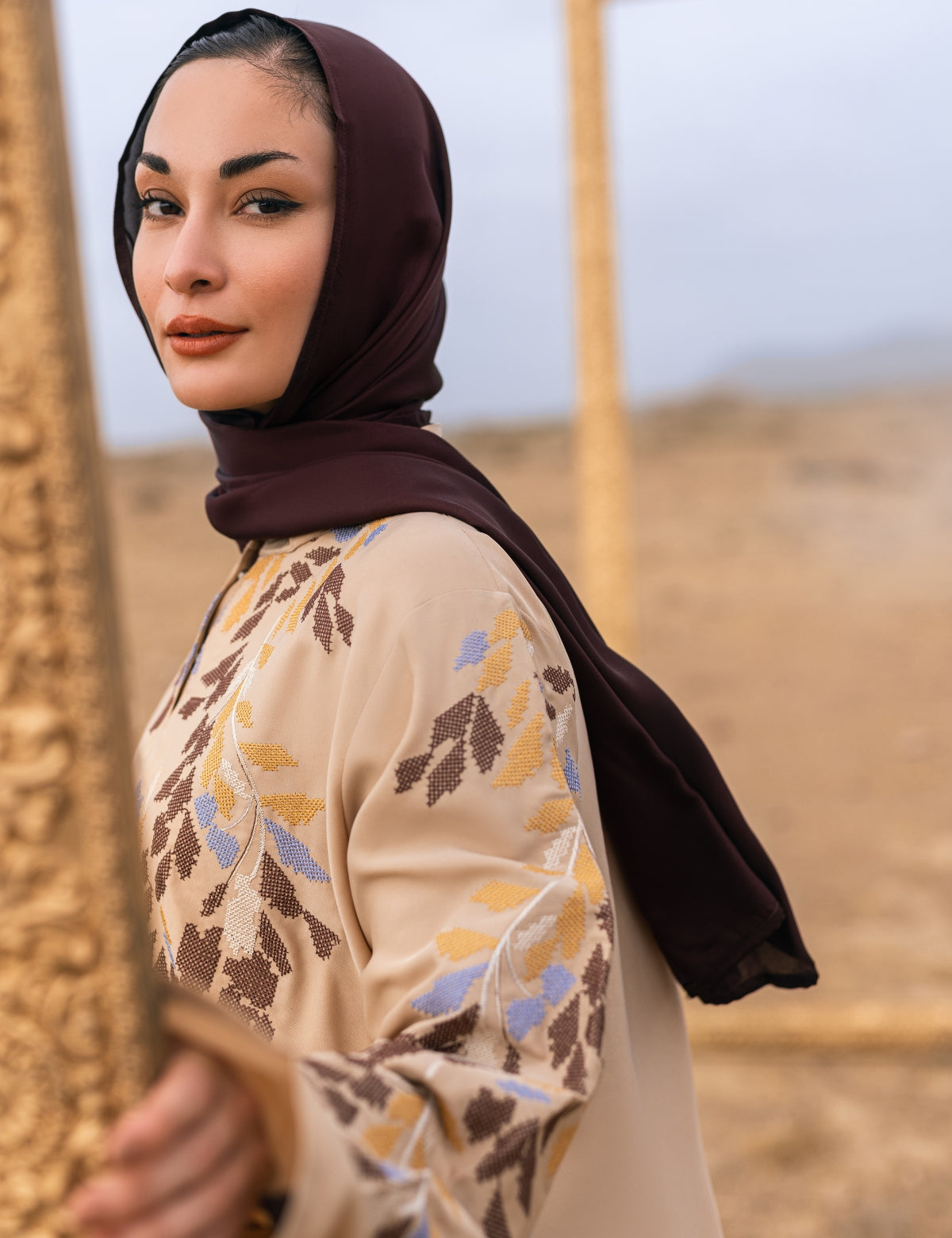 FAIRYTALE IMAGINATION ABAYA