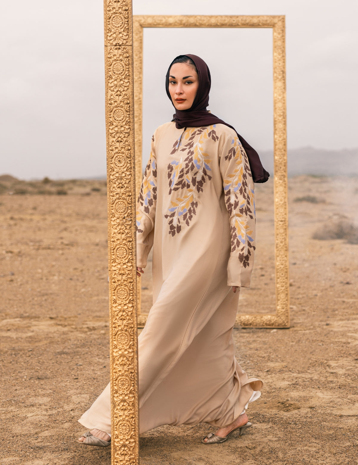 FAIRYTALE IMAGINATION ABAYA