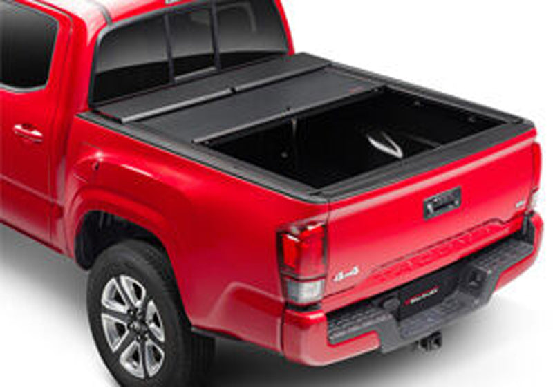 Roll-N-Lock 16-22 Toyota Tacoma Access/DC (w/o OE Tracks - 73.7in Bed) A-Series XT Retractable Cover (rnl531A-XT)