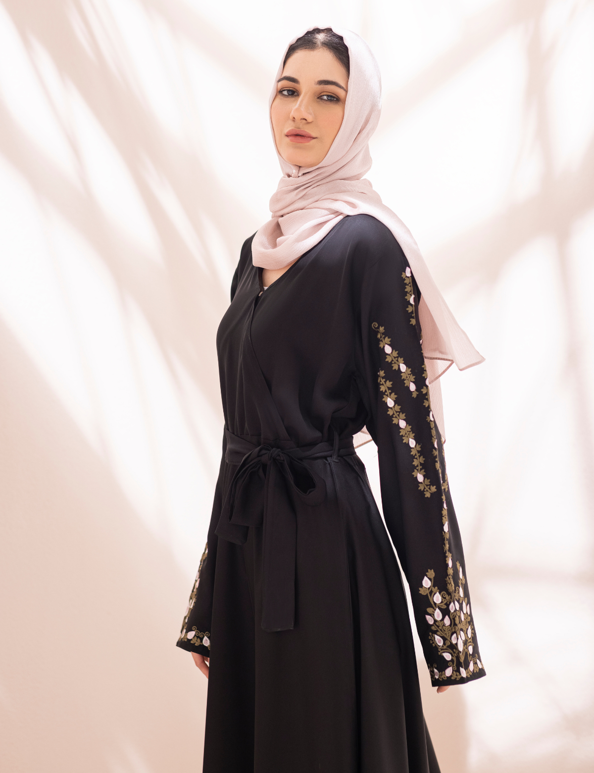 ENDURE ABAYA