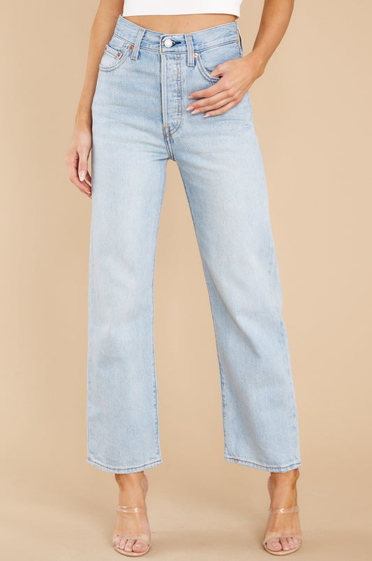 Ribcage Straight Ankle Jeans In Middle Road