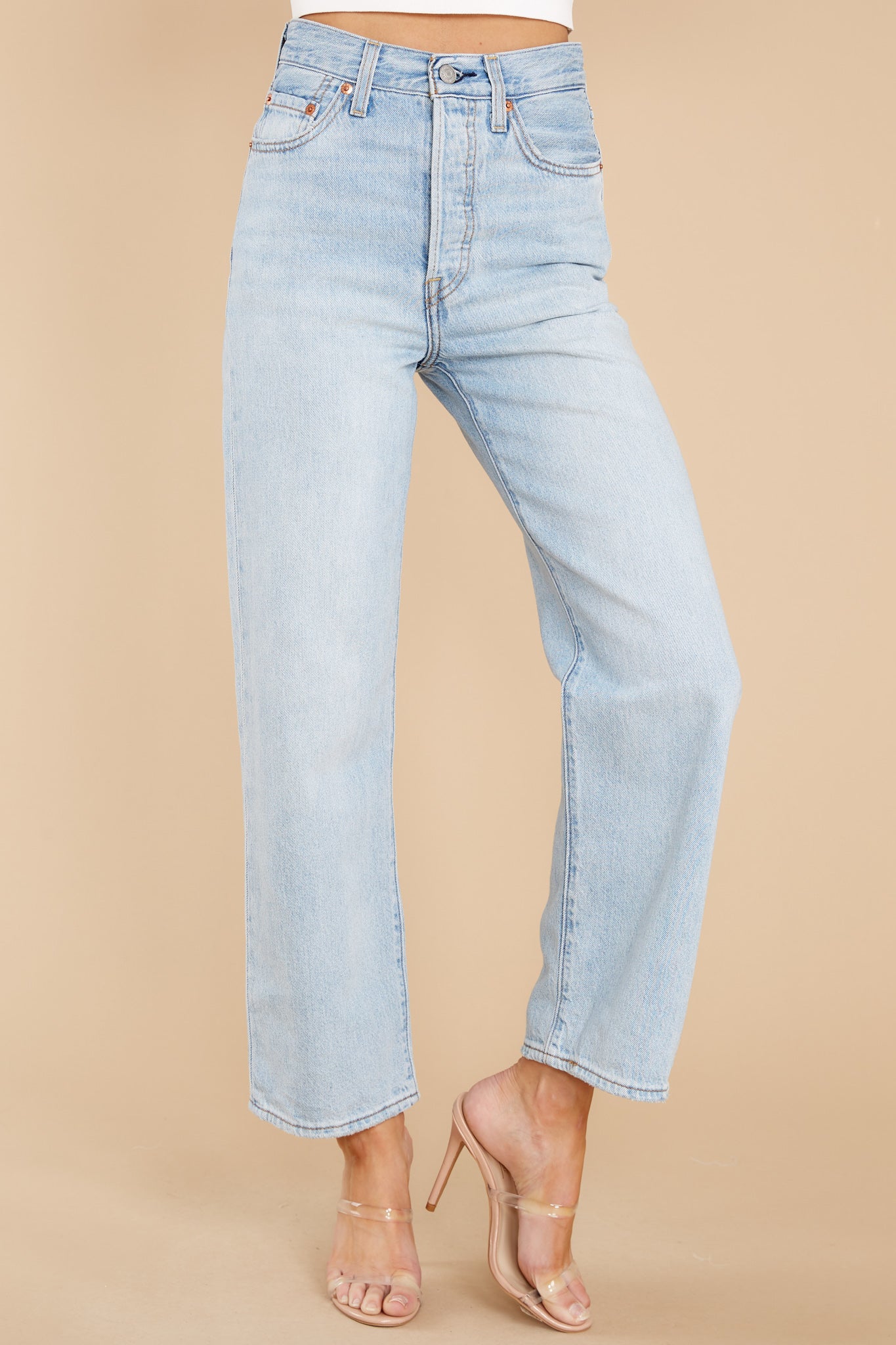 Ribcage Straight Ankle Jeans In Middle Road