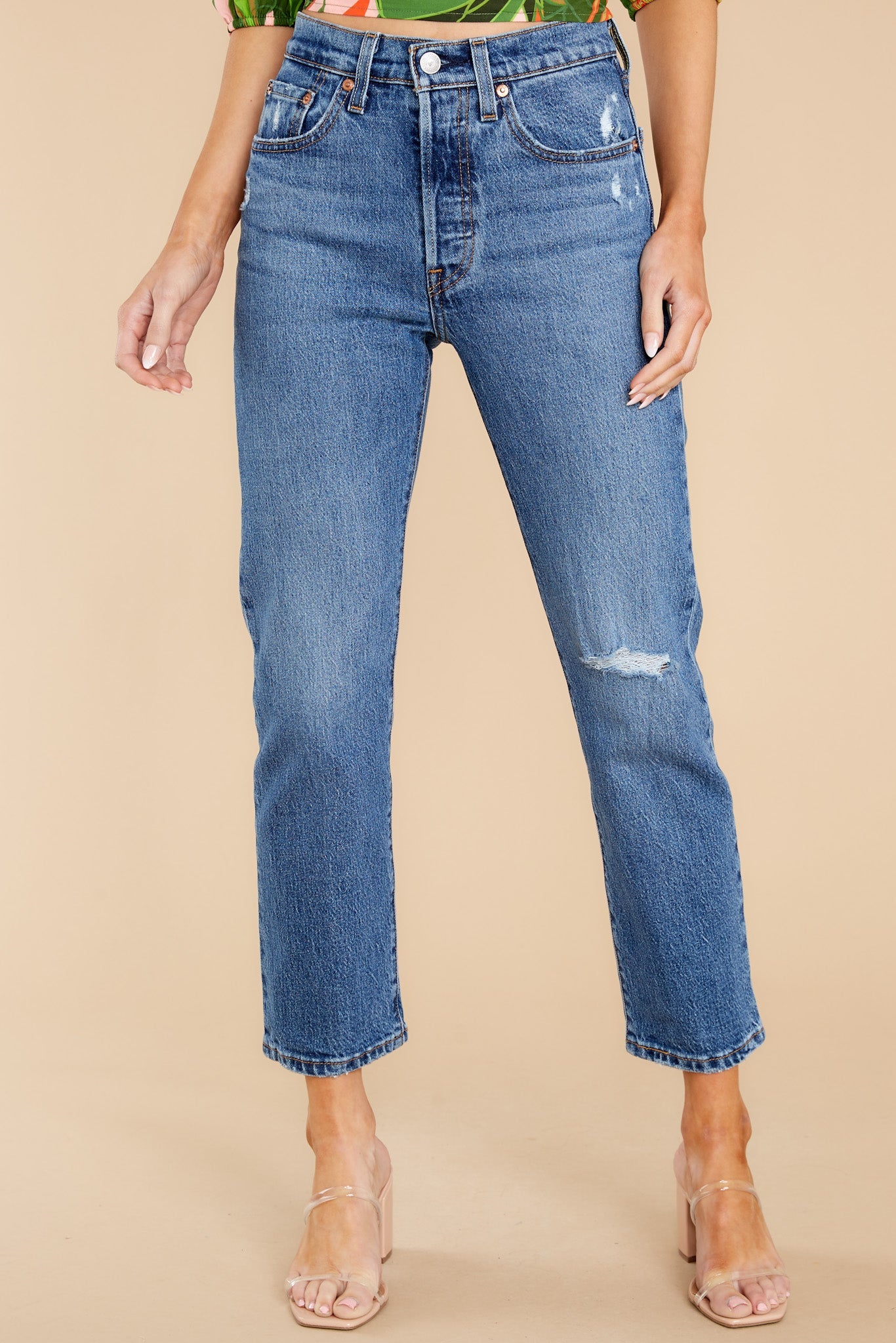 501® Original Cropped Jeans In Salsa Middle