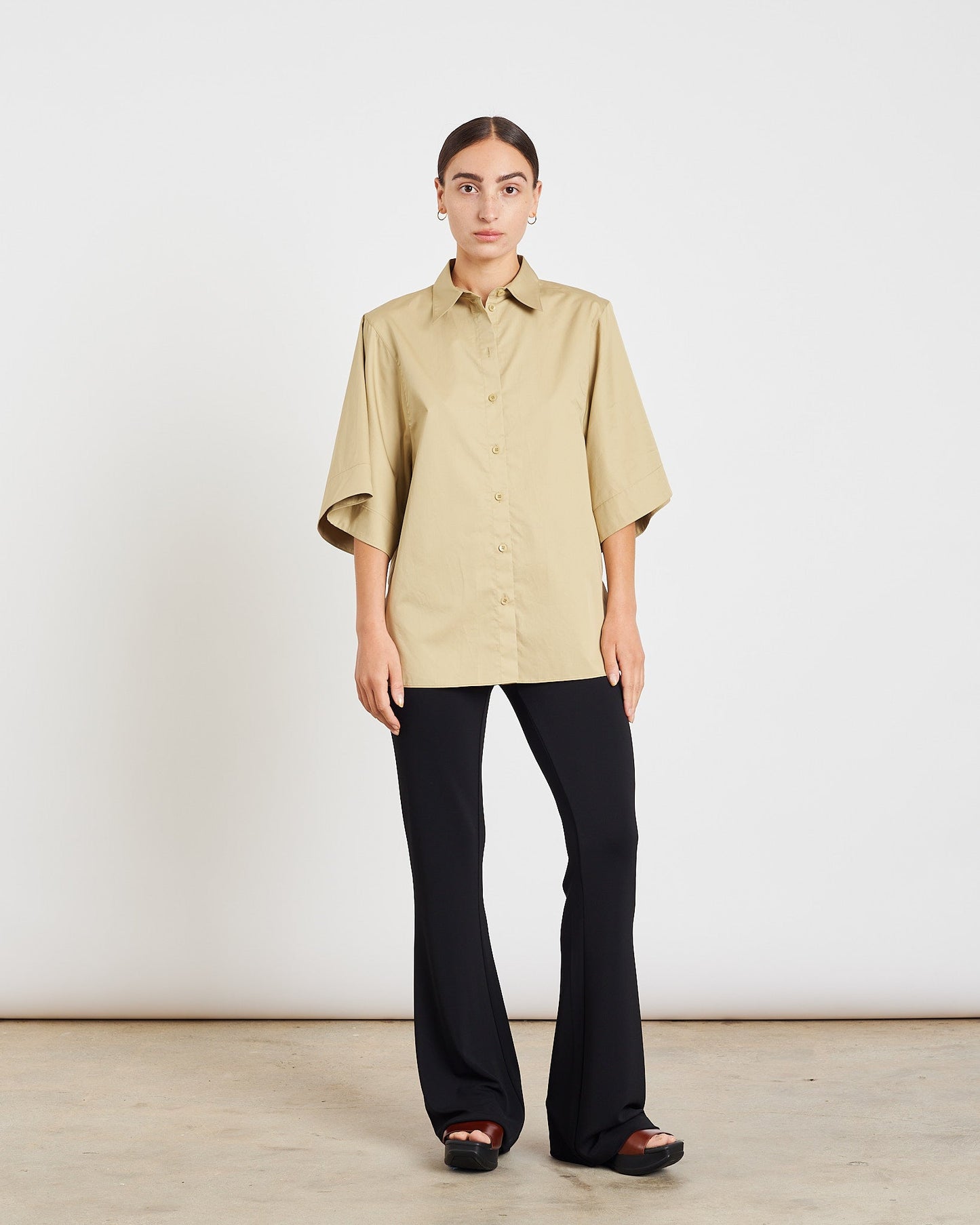 Poplin Rolled Sleeve Shirt in Clay