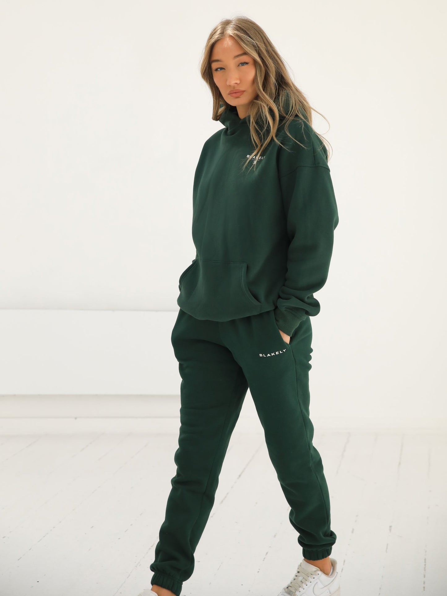 Riviera Initial Relaxed Women's Hoodie - Dark Green