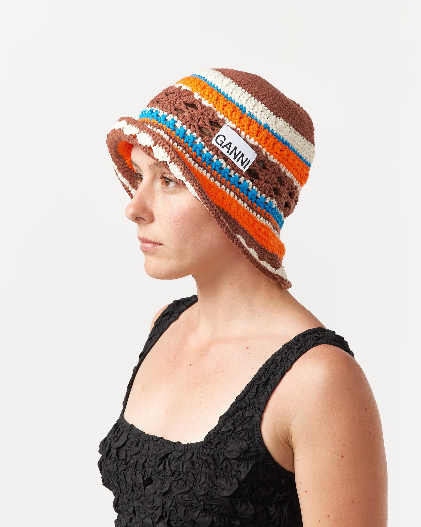 Crochet Bucket Hat in Root Beer
