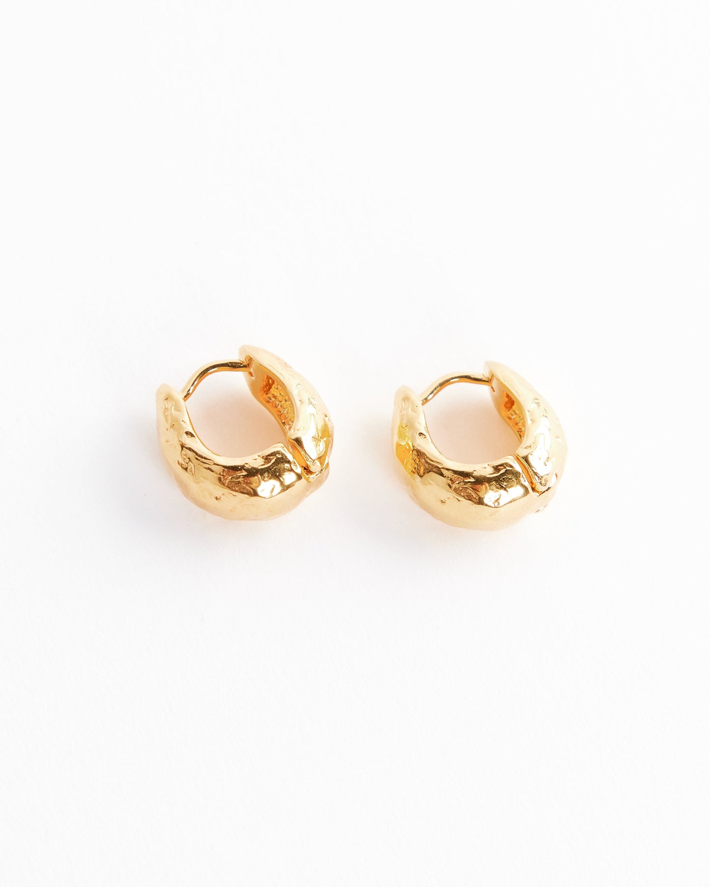 Cosmopolitan Hoops in 18k Gold Vermeil