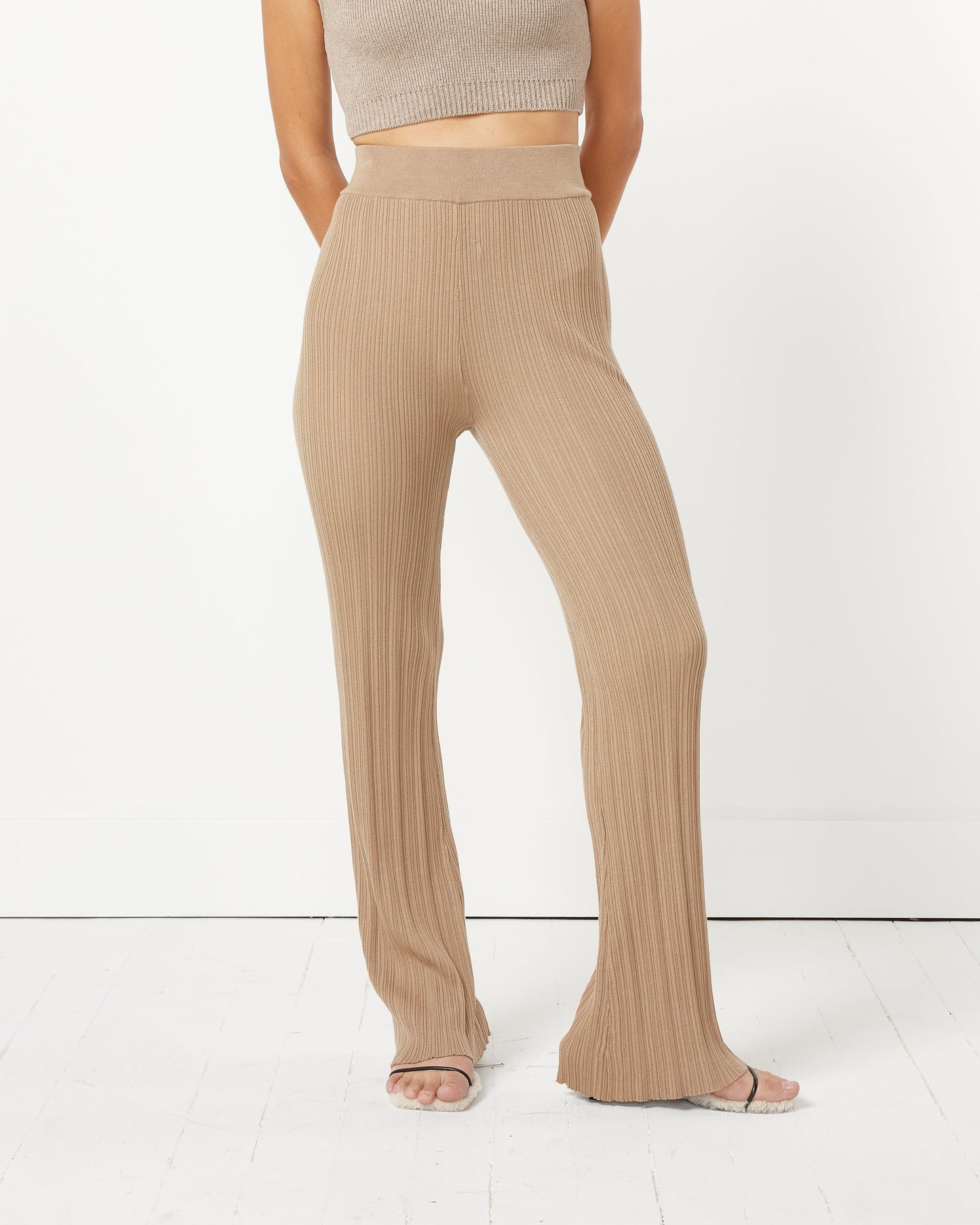 Pleat Knit Pants in Oak