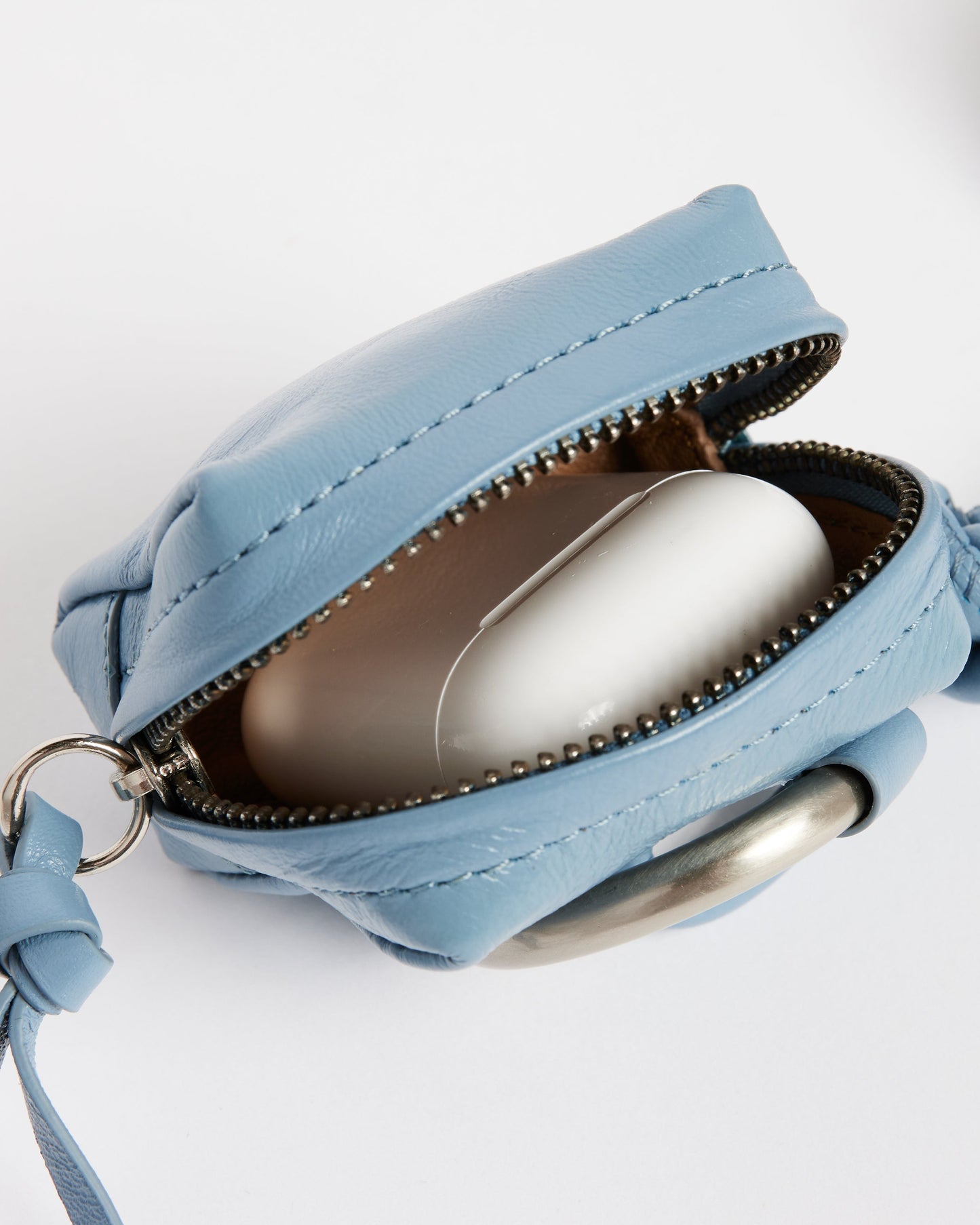 AirPods Case in Sky
