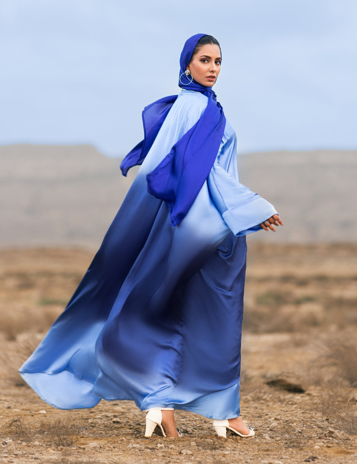 MIDNIGHT OMBRE ABAYA