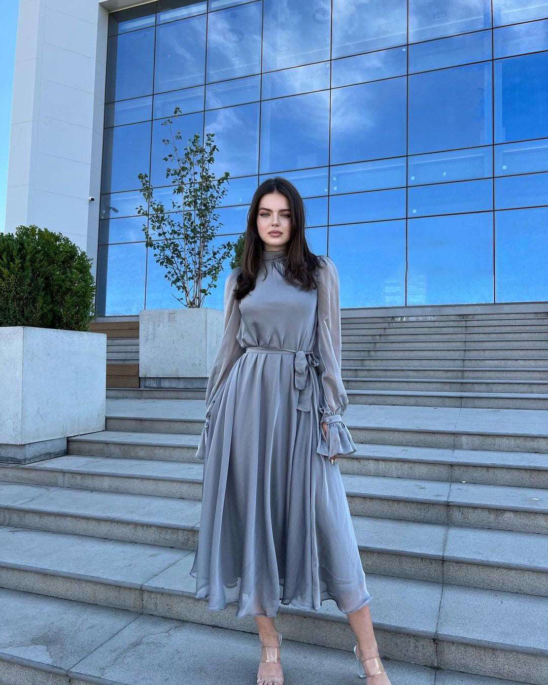 Lía Grey Chiffon Maxi Dress