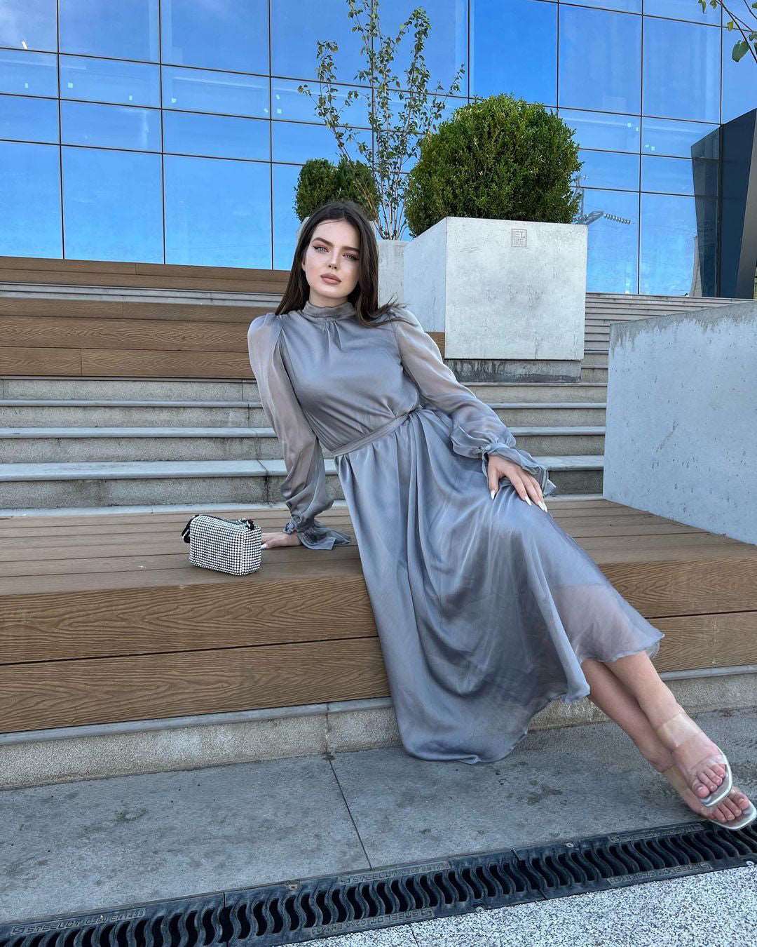 Lía Grey Chiffon Maxi Dress