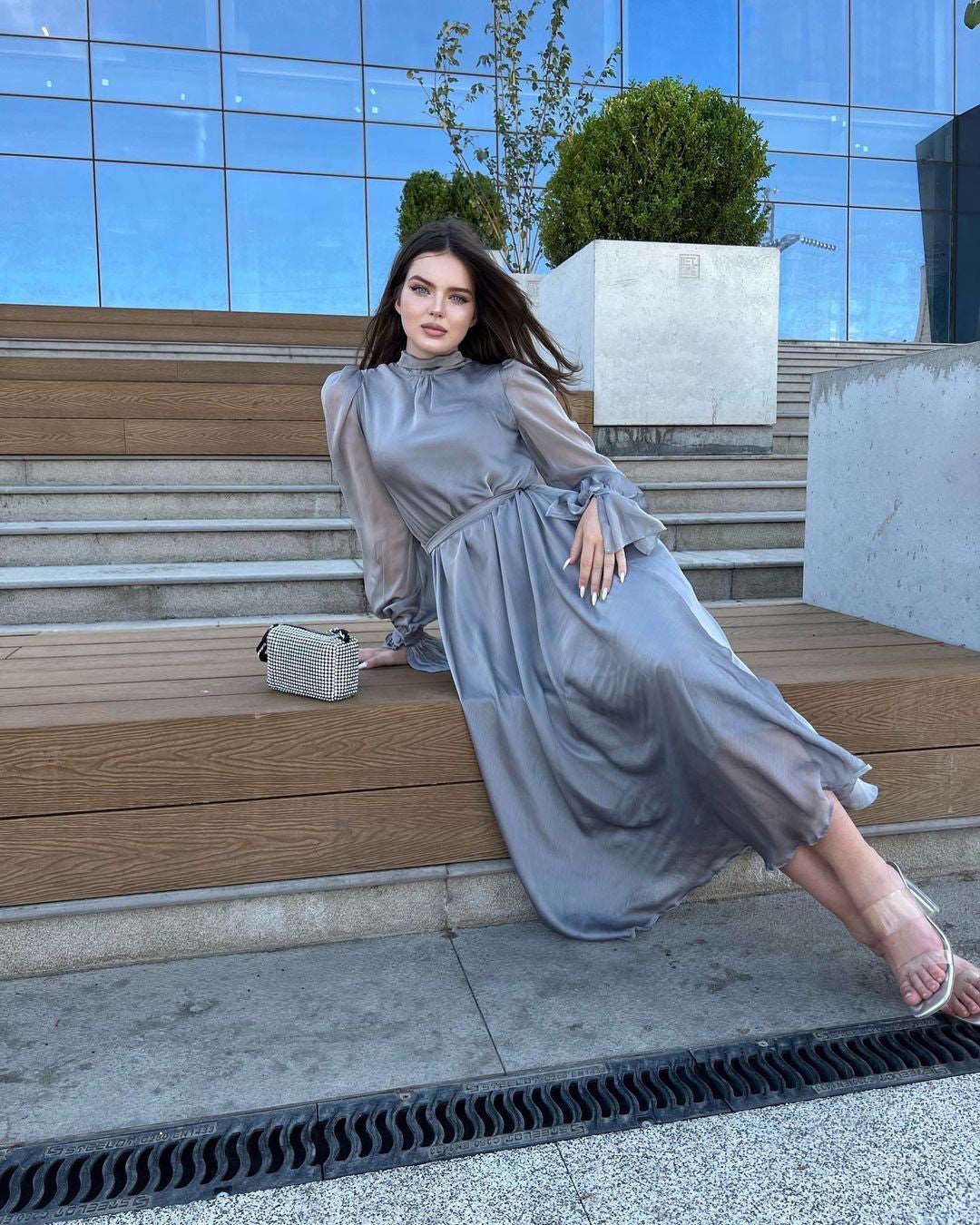 Lía Grey Chiffon Maxi Dress