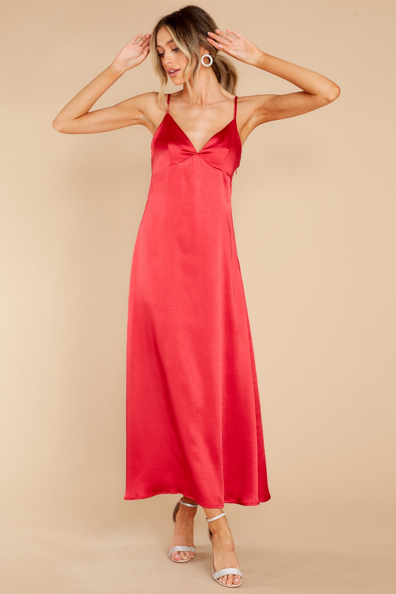 Flirty Gaze Red Midi Dress