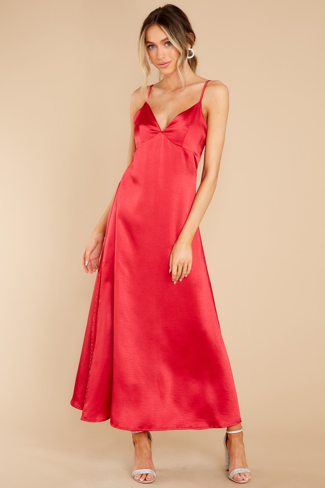 Flirty Gaze Red Midi Dress