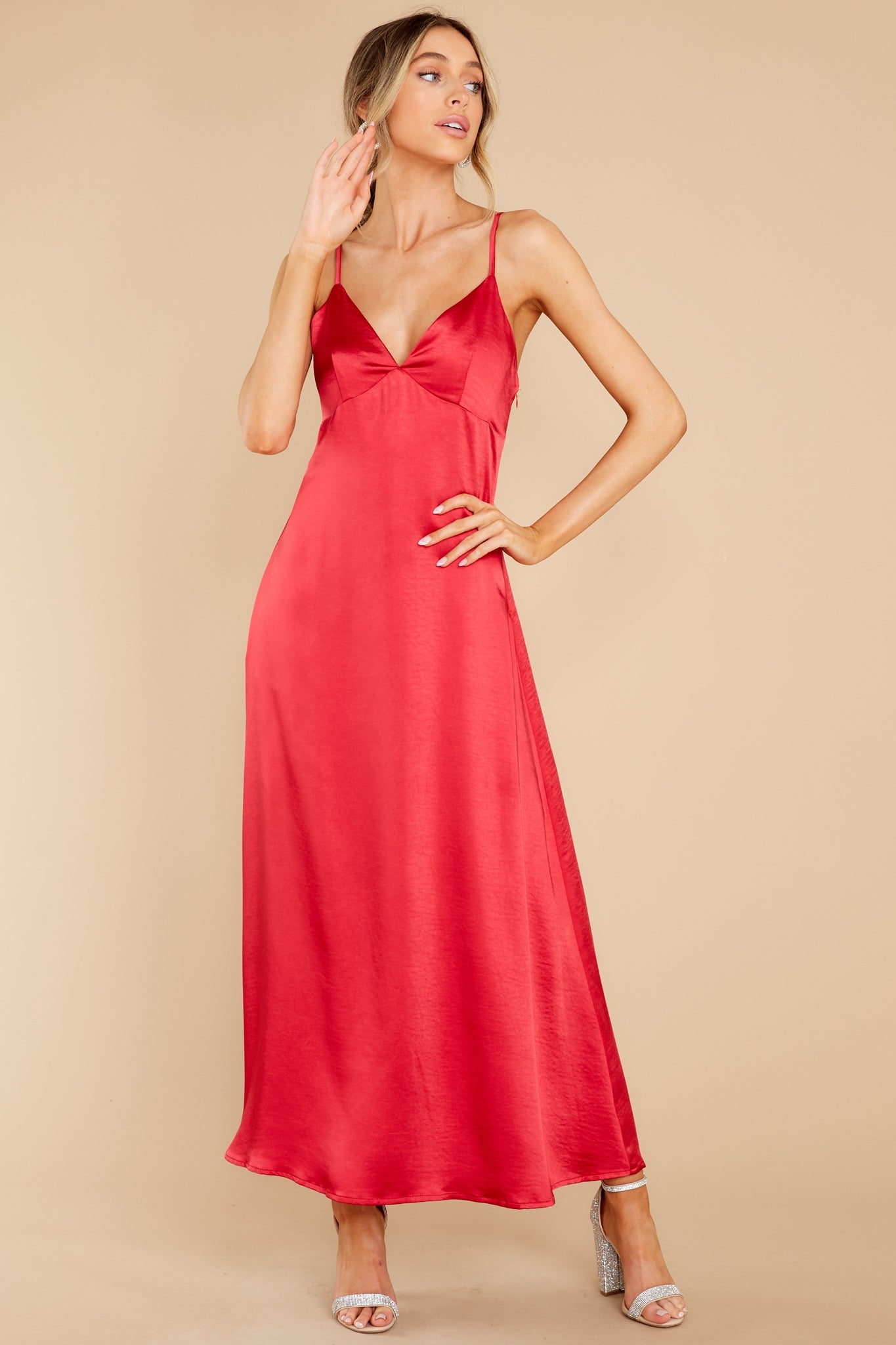 Flirty Gaze Red Midi Dress