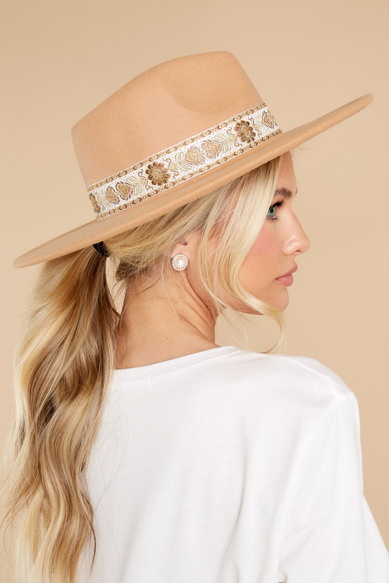 Look Who's Trending Light Tan Hat