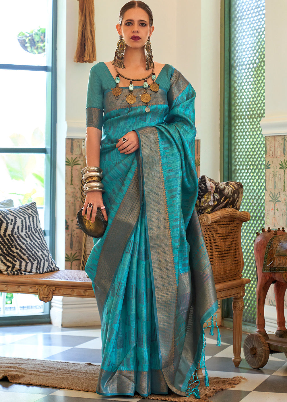 Cerulean Blue Two Tone Handloom Weaving Organza Silk Saree : Top Pick