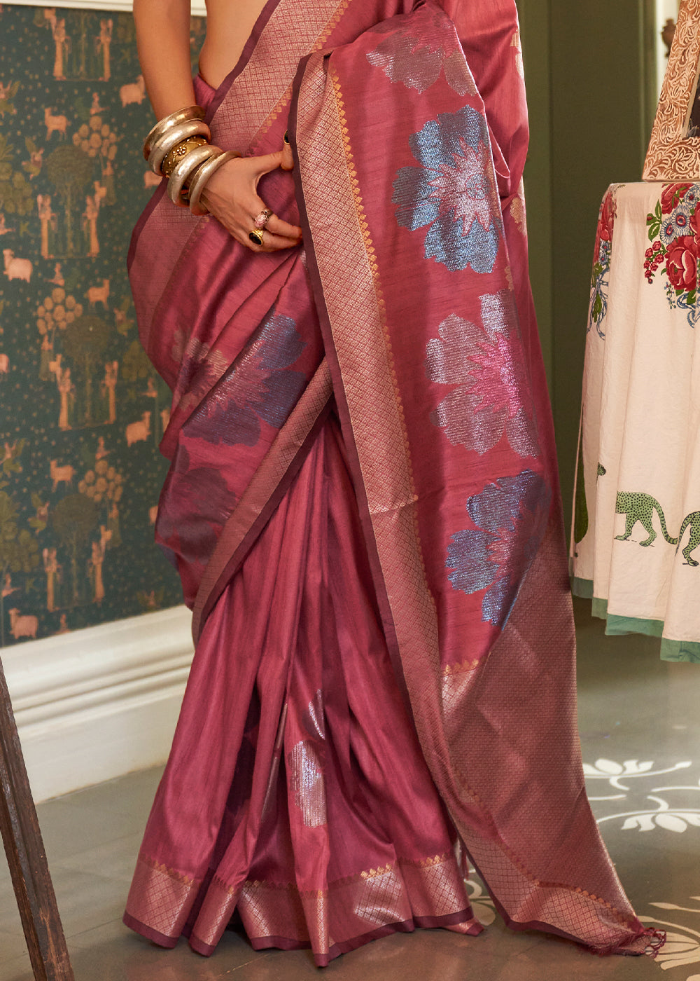 Sienna Brown Multi Coloured Zari Handloom Weaving Silk Saree : Top Pick