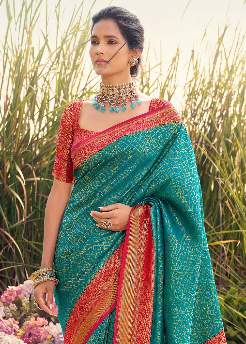 Blue Green Woven Kanjivaram Silk Saree With Contrast Border & Pallu