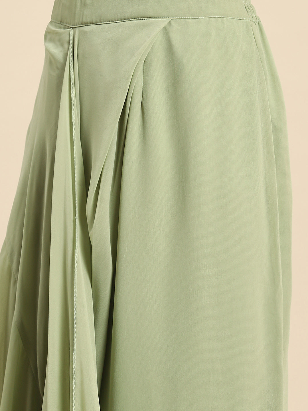 Blouse with prestiched frill gown