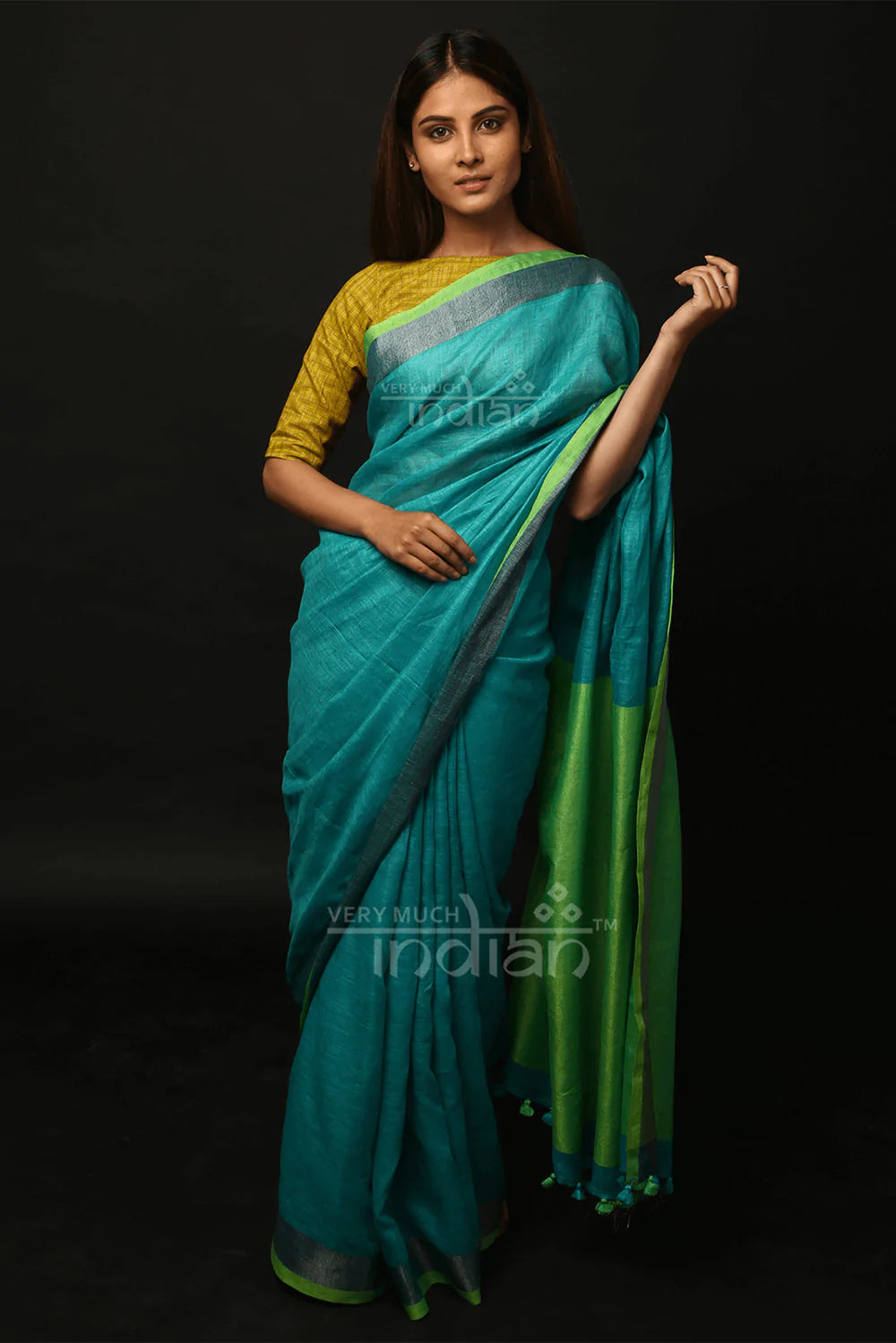 Pure Organic Linen Saree – Blue And Green (Hand-Dyed)