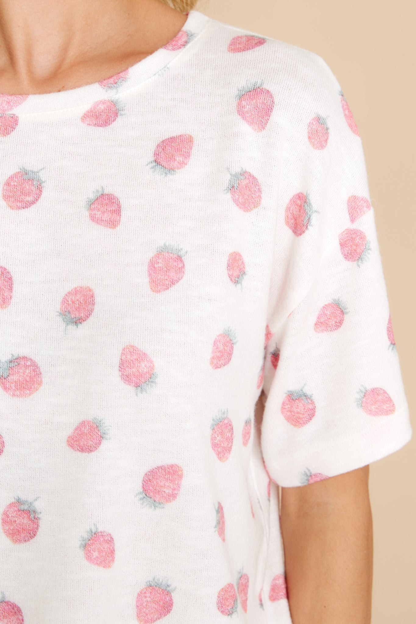 Kylie White Sand Strawberry Top