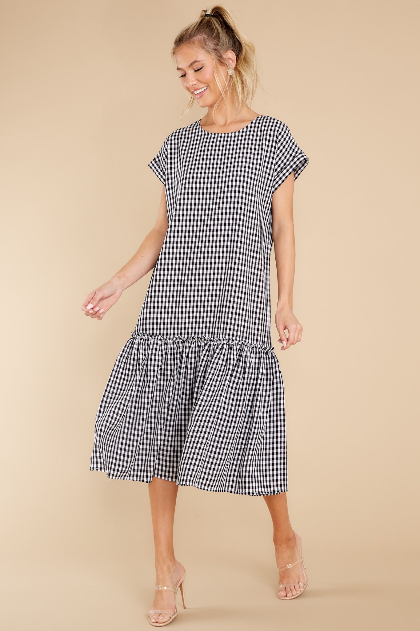 Bold Choice White And Black Gingham Tiered Midi Dress