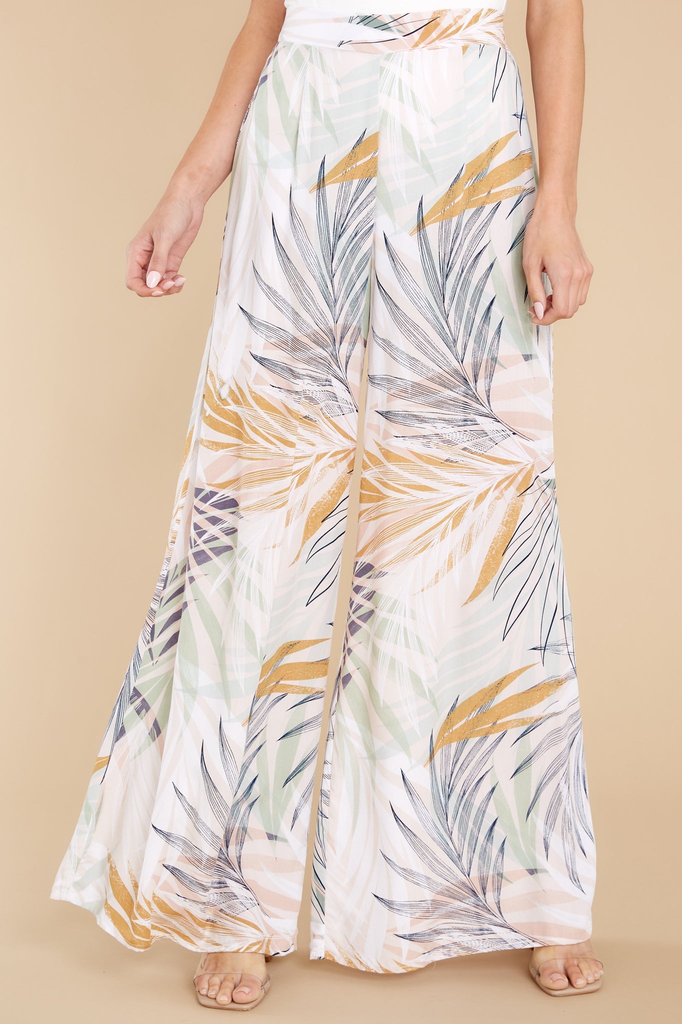Flirty Ways Beige Palm Beach Printed Palazzo Pants