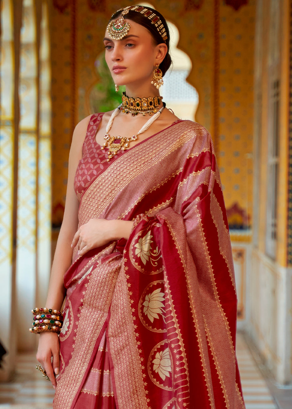 Shades Of Red Zari Woven Banarasi Silk Saree